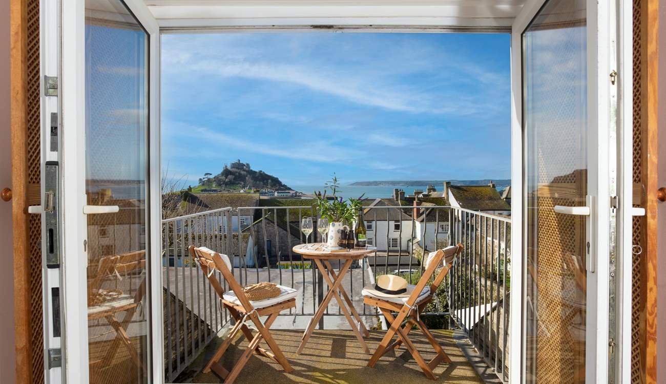 Your very own terrace with a coastal outlook.