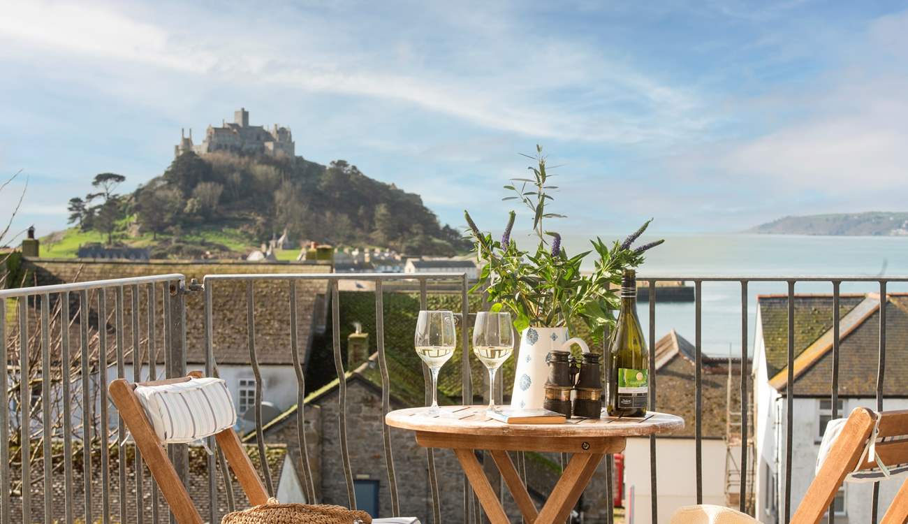 Mount View Cottage has stunning views of St Michael's Mount.