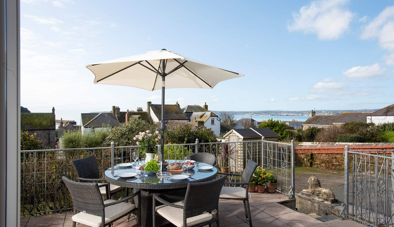 The parking is beside the house to the right.  Please reverse into the drive.