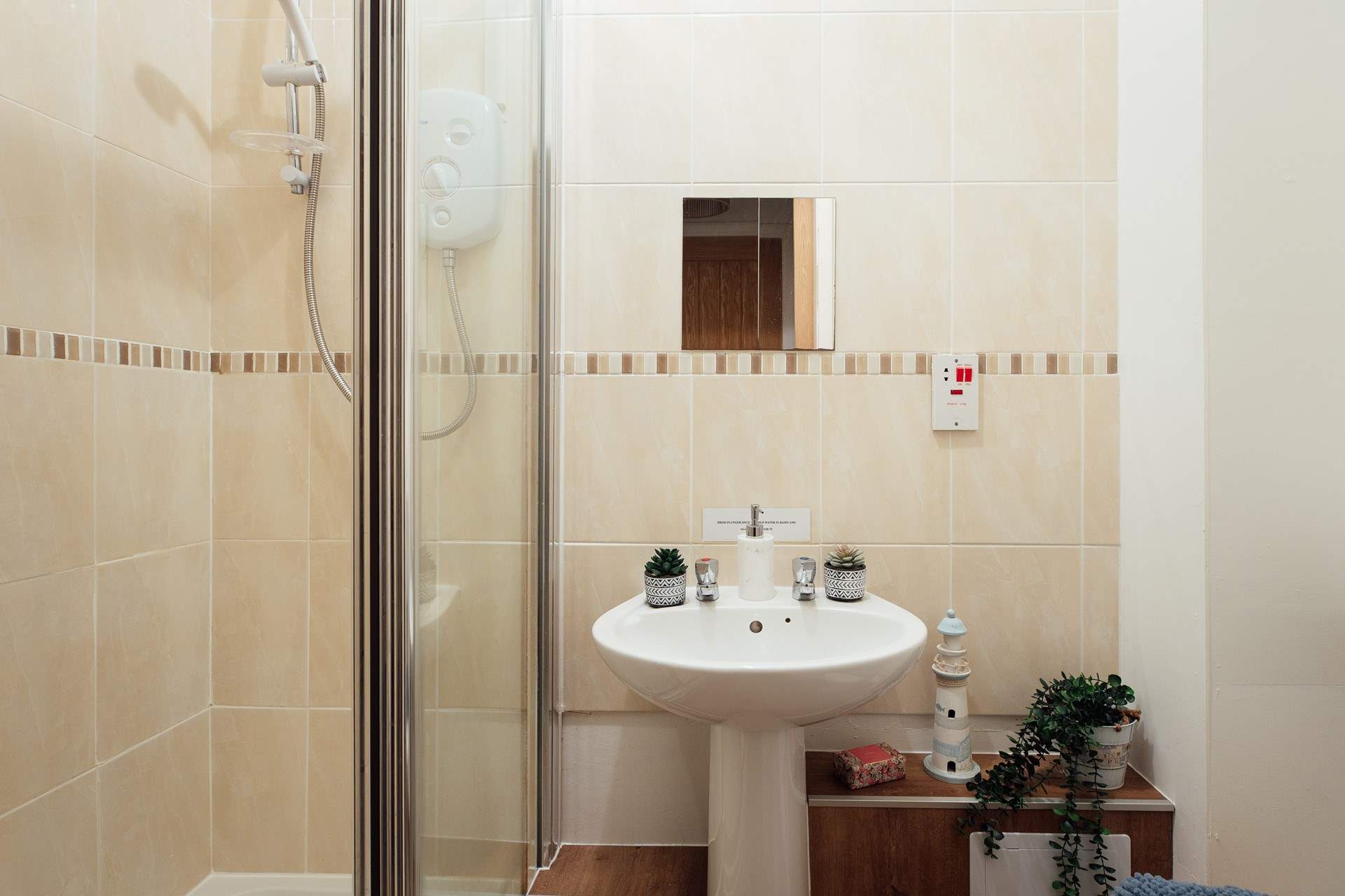 Take a hot shower after a dip in the sea. 