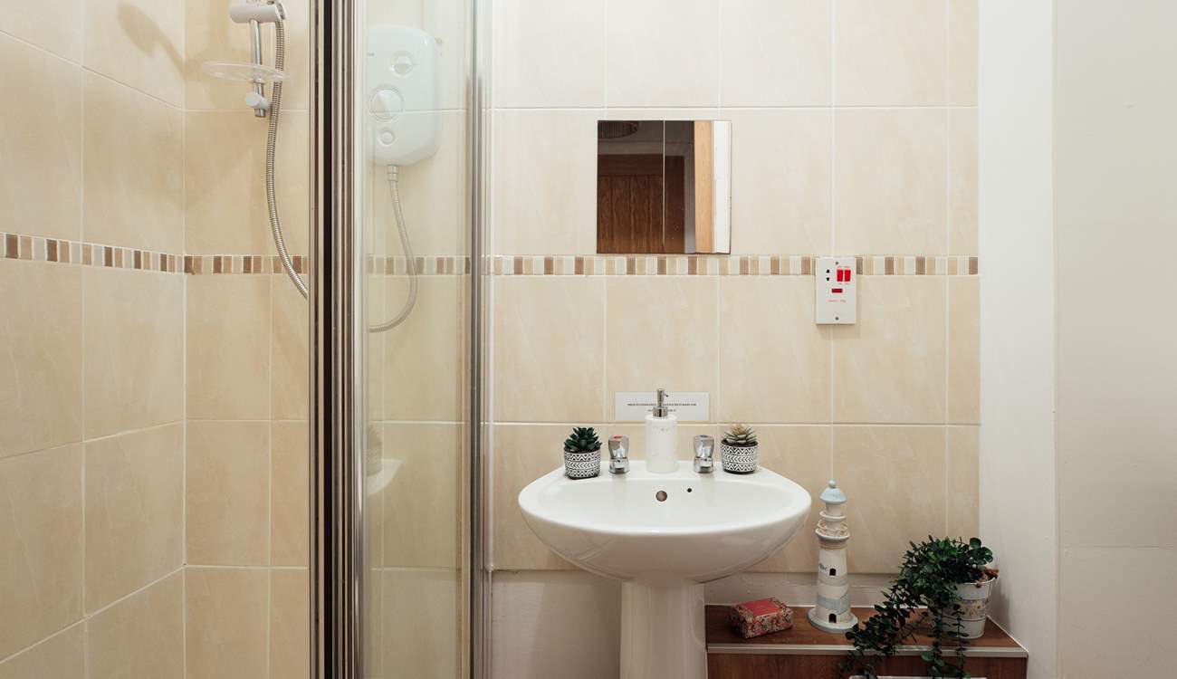 Take a hot shower after a dip in the sea. 