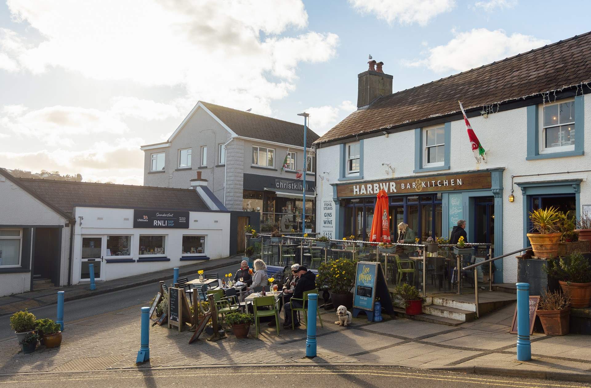 Harbwr is a popular spot with sea views.