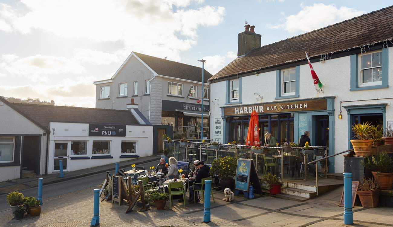 Harbwr is a popular spot with sea views.