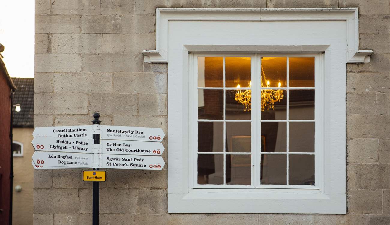 Delightful period furnishings throughout. 