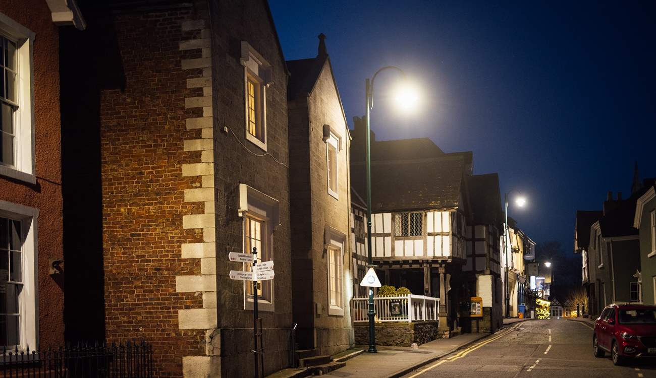 A town steeped in Welsh history. Next door is the oldest house in Wales, now a museum,  Nantclwyd y Dre. 