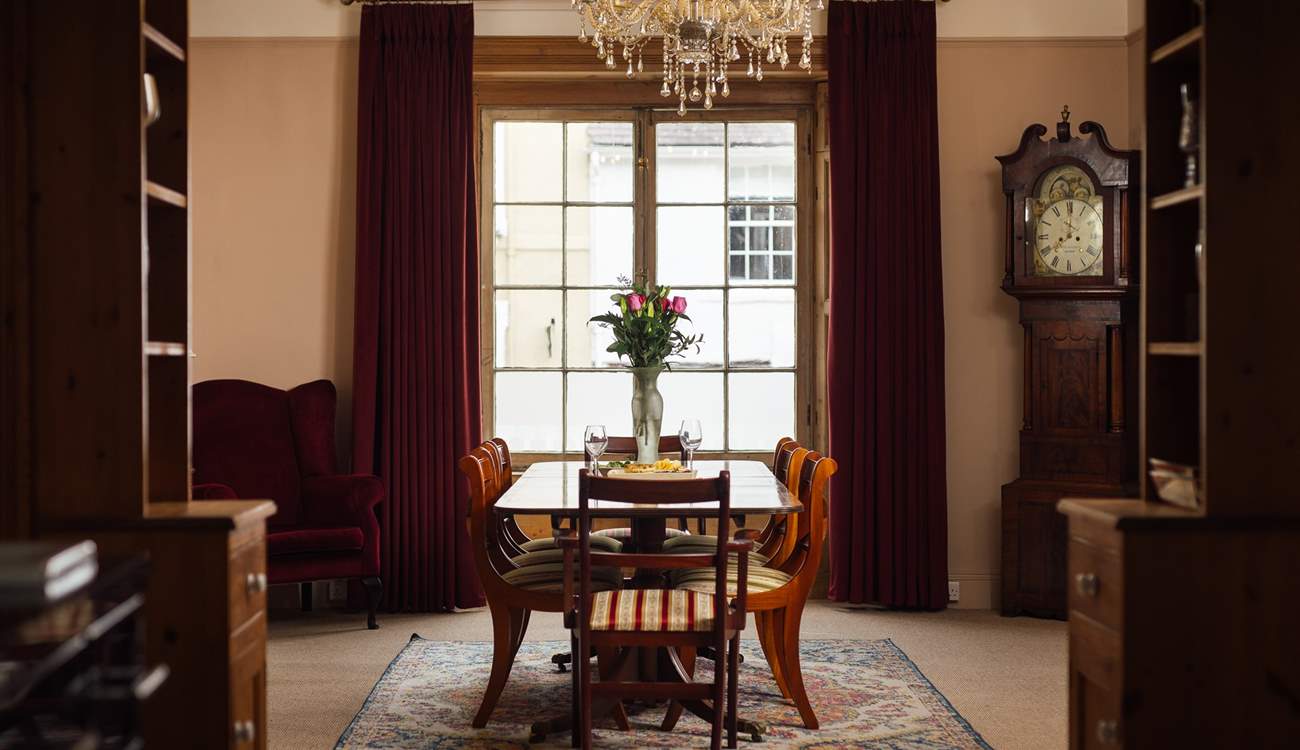 Enjoy leisurely meals together. 