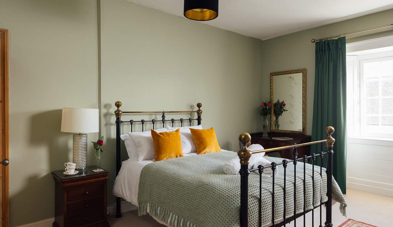 Choose from four double en suite bathrooms. Facing the front of the house, look across to the scenic views. 