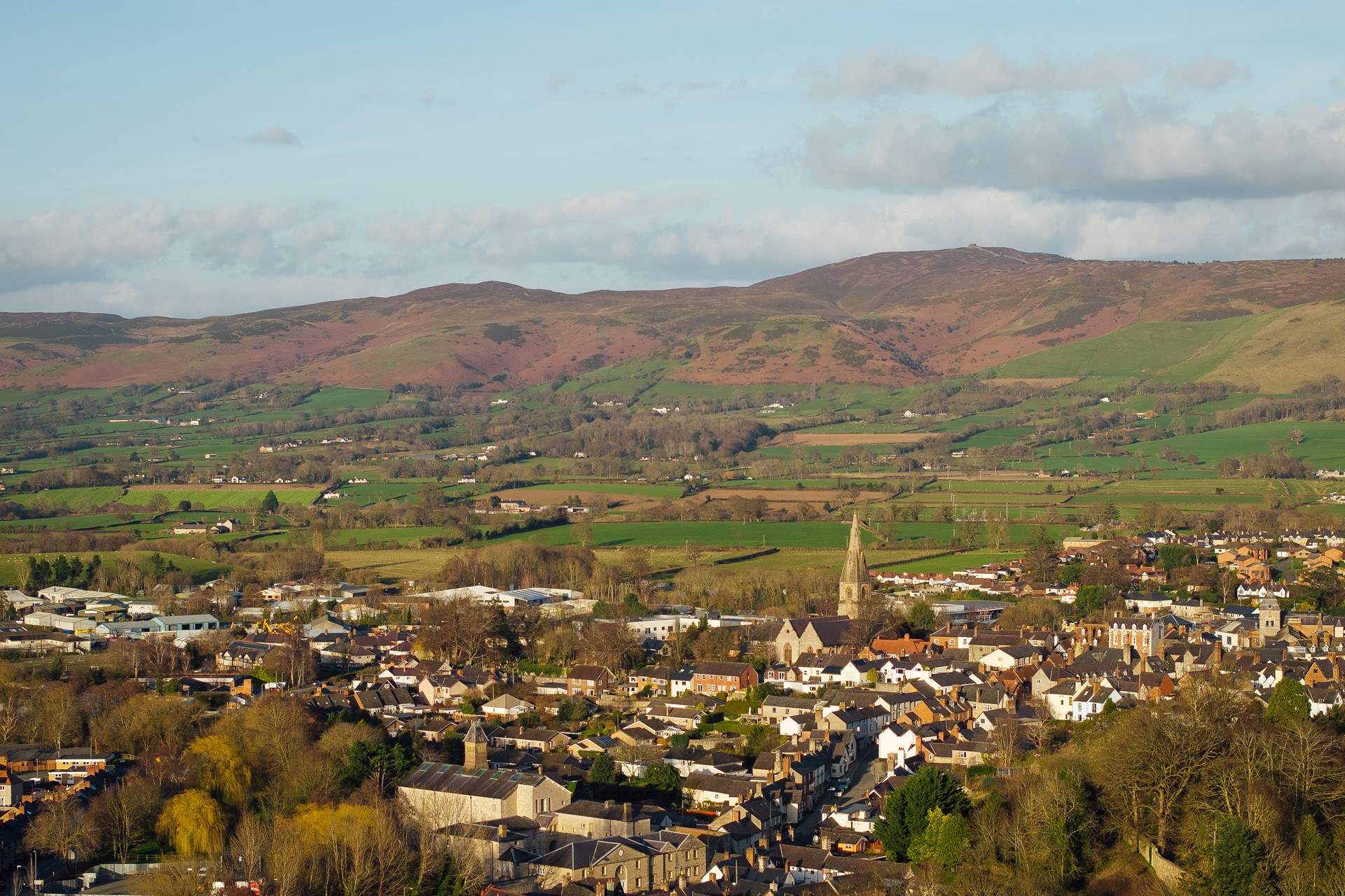 Plenty of places to hike or cycle in the scenic local area. 