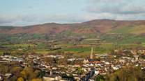 Plenty of places to hike or cycle in the scenic local area. 