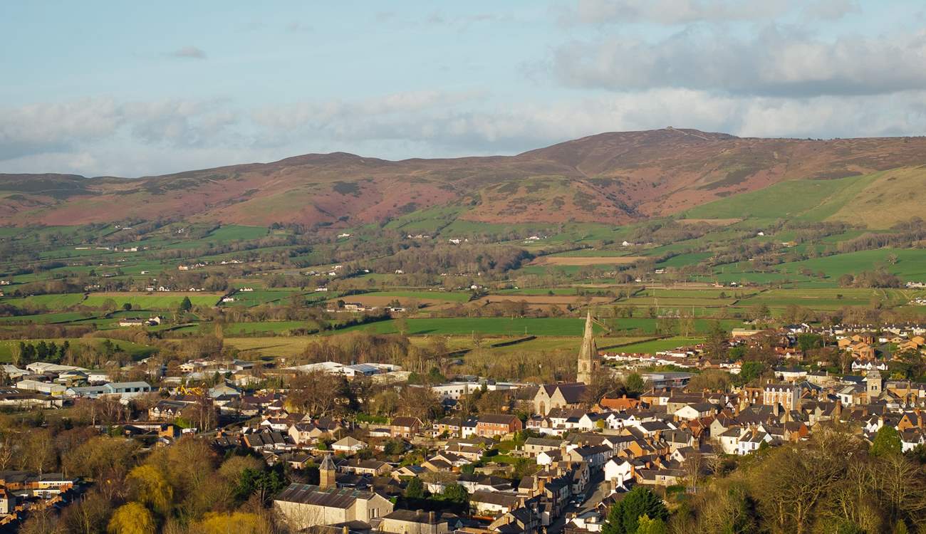 Plenty of places to hike or cycle in the scenic local area. 