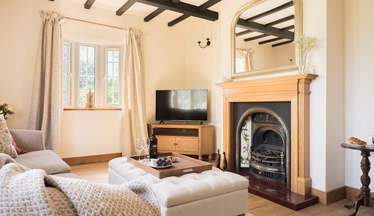 Cosy up in the snug and watch your favourite TV show.
