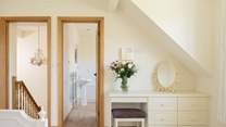Through to the en suite.