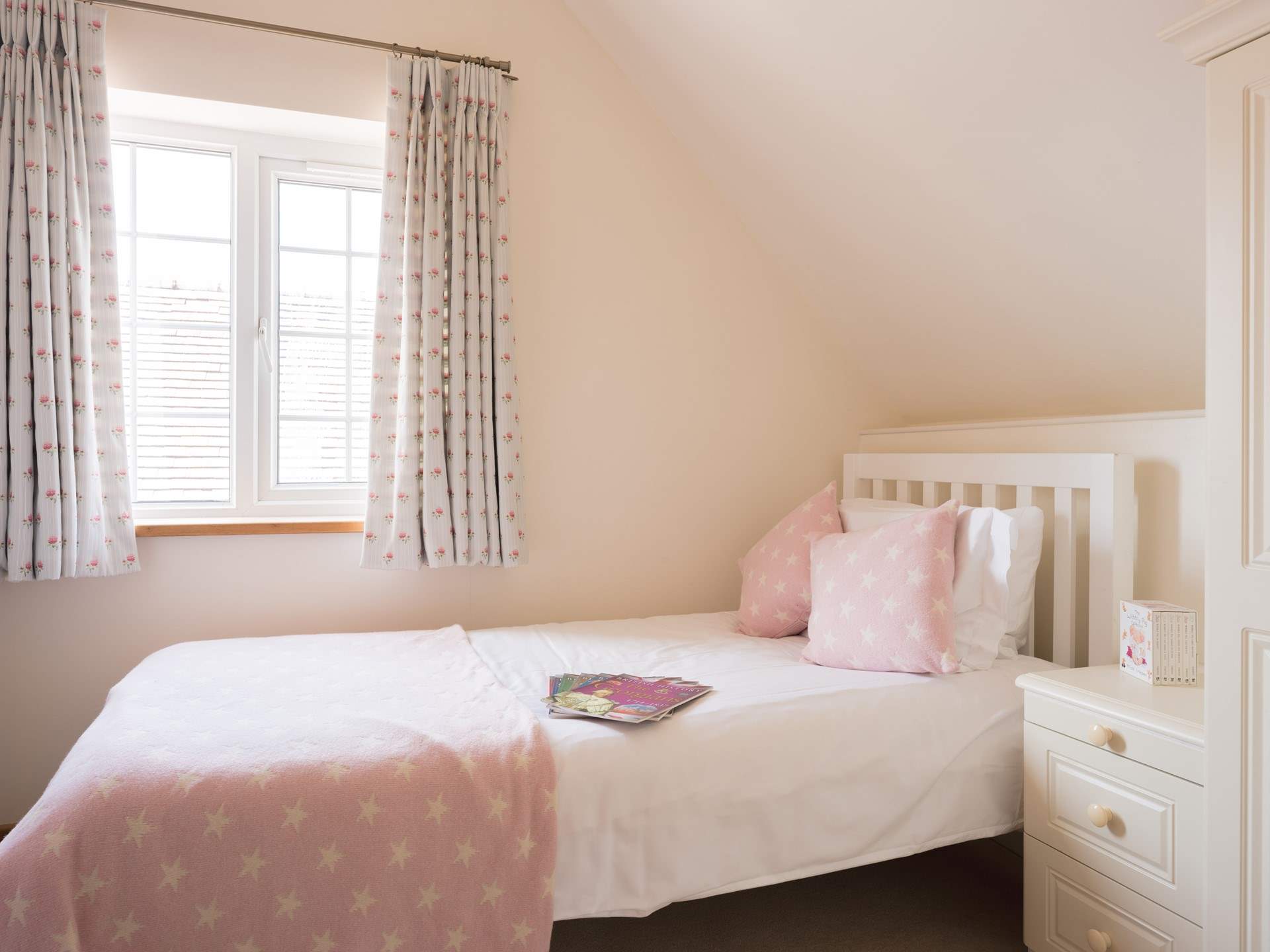 The single bedroom is great for a little bit of me time.