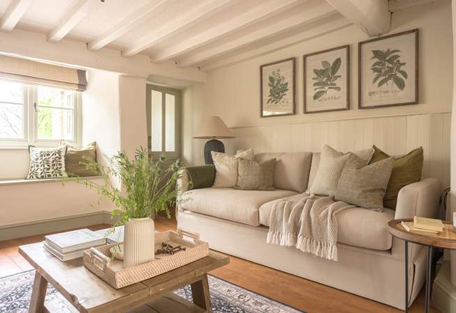 Professionally interior designed , the style of Witts End is clear to see. 