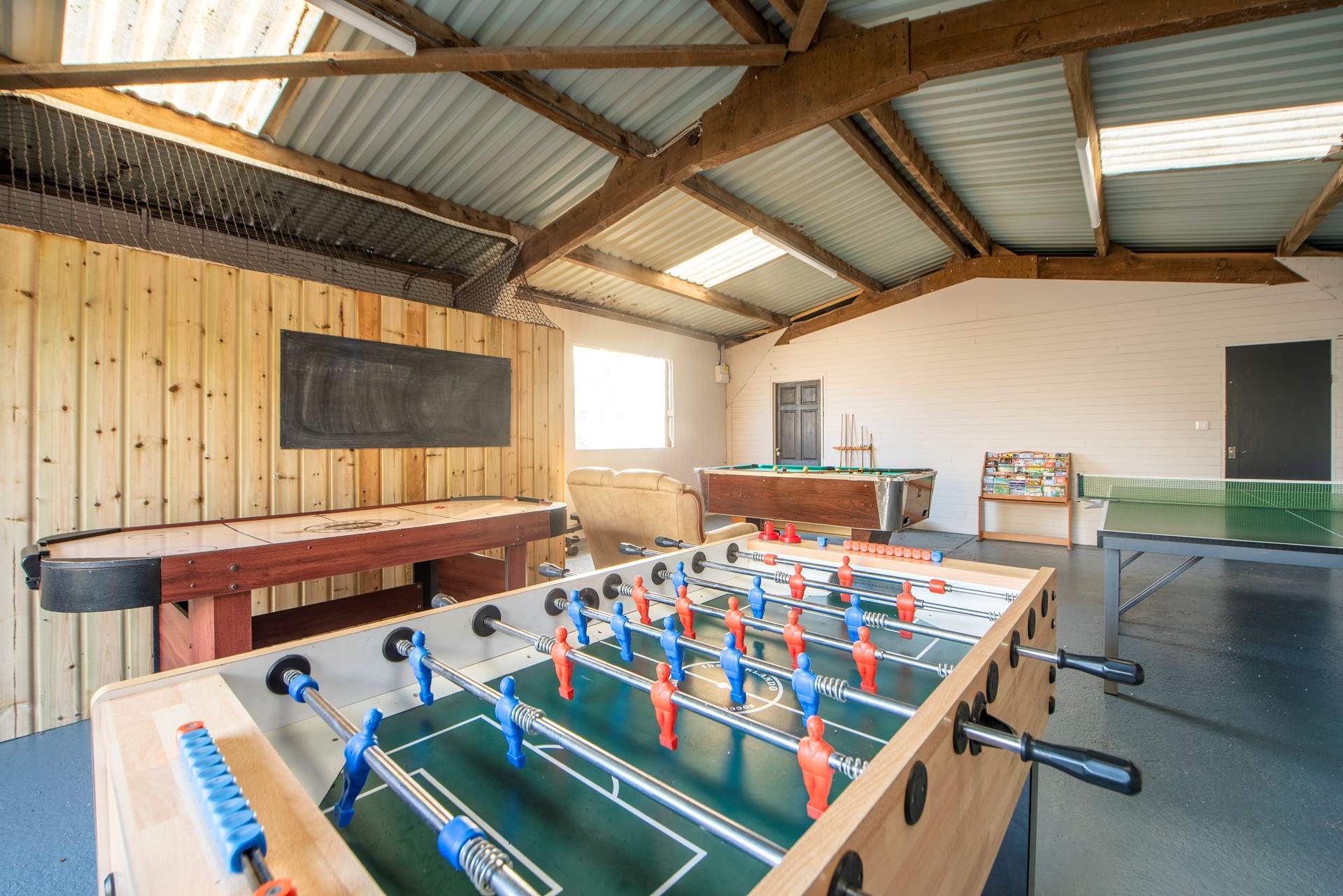 The games-room offers table-tennis, pool, table football and air hockey.