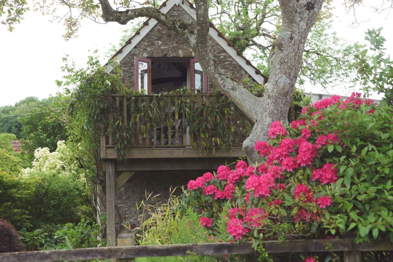 Your balcony is private and secluded, yet enjoys fabulous far reaching countryside views.