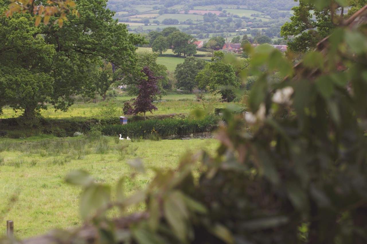 Unspoilt and magnificent far reaching countryside views.