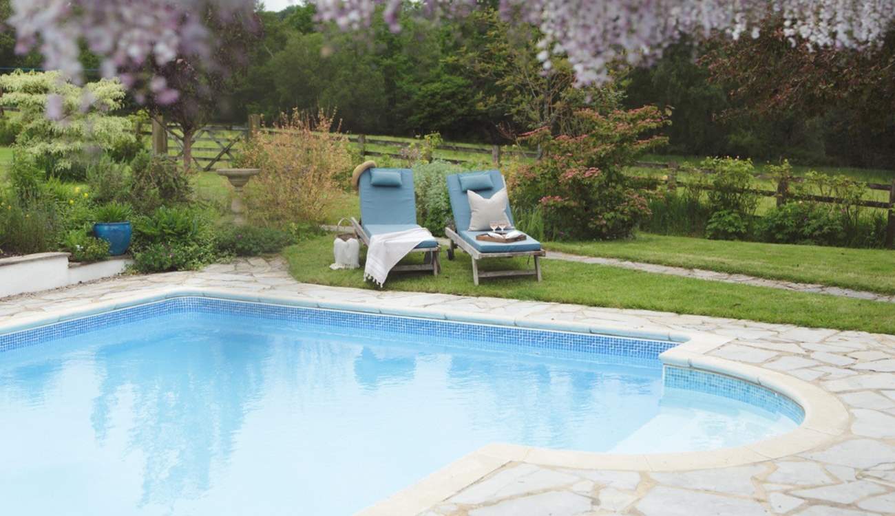 Enjoy lazy days in the sun on a sun-lounger.