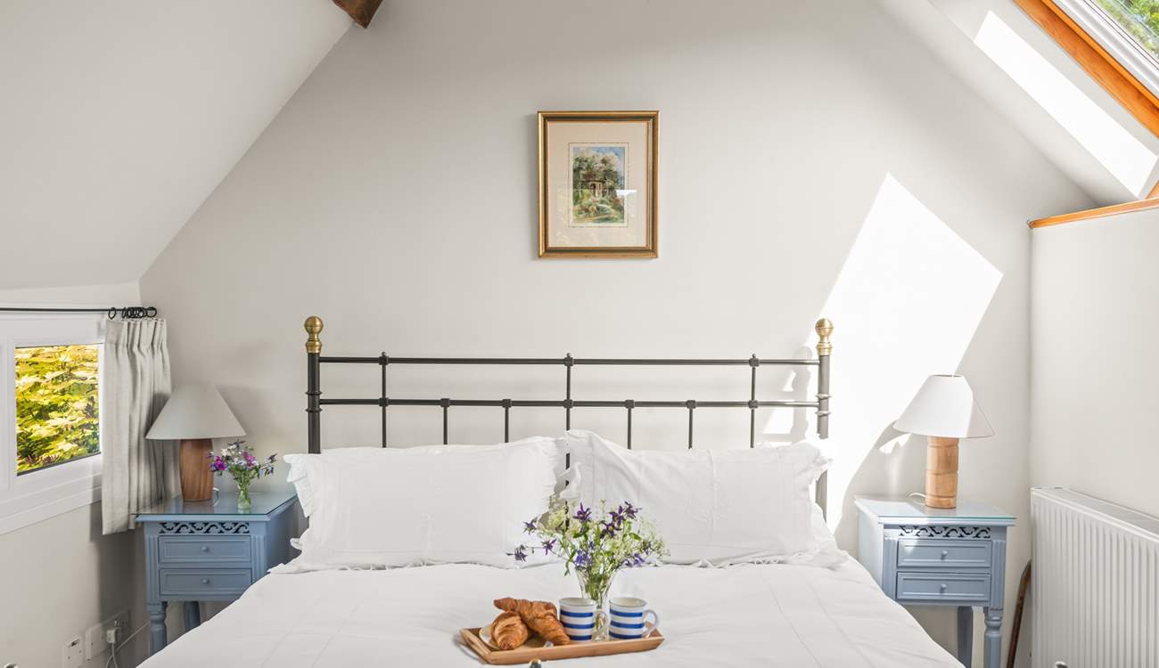 Retiring to bed is a treat in this super inviting king-size bed.