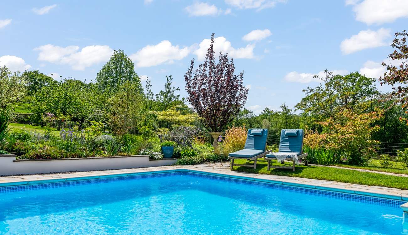 Enjoy lazy days in the sun on a sun-lounger.