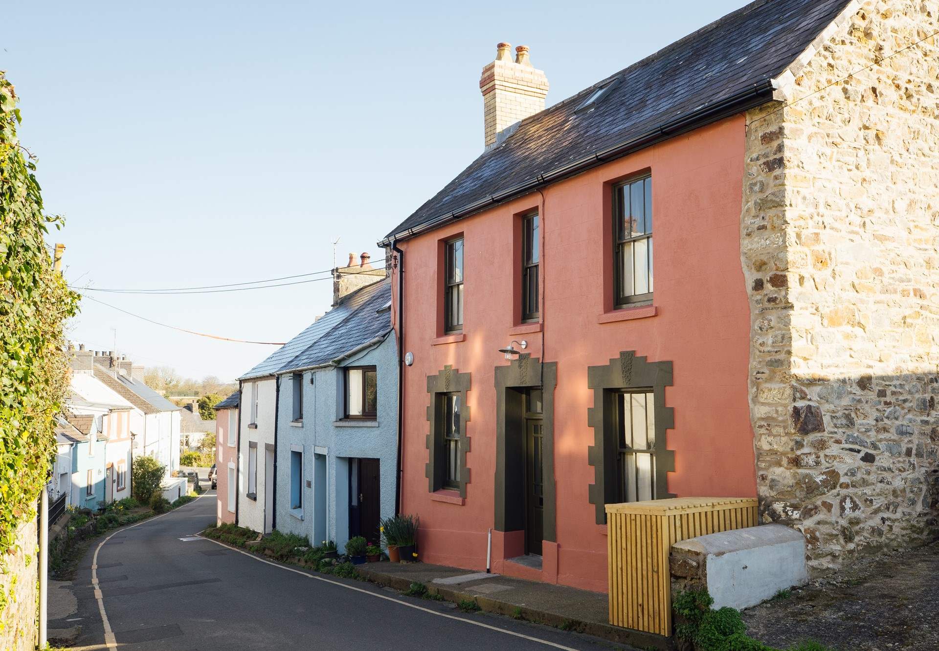 A warm welcome awaits in Ty Pinc, which nestles on a peaceful street, within a short walk of the Blue Flag beach at Poppit Sands. It's where the Pembrokeshire Coast Path begins. 