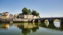 Less than a five minute drive away is the unspoilt, pretty market town of Cardigan. Soak up the rich heritage, enjoy the thriving culture of arts, crafts and music festivals. Choose from a range of boutique shops and good eateries. 