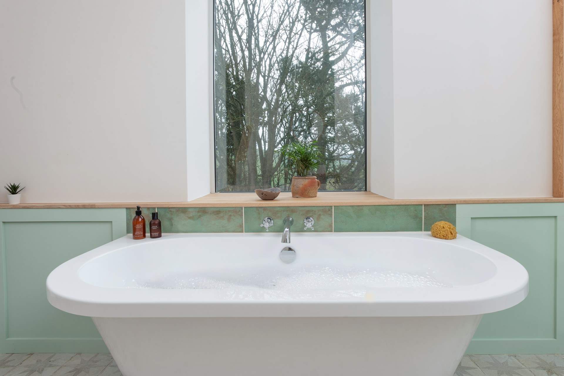 Treat yourself to a leisurely bubble bath!