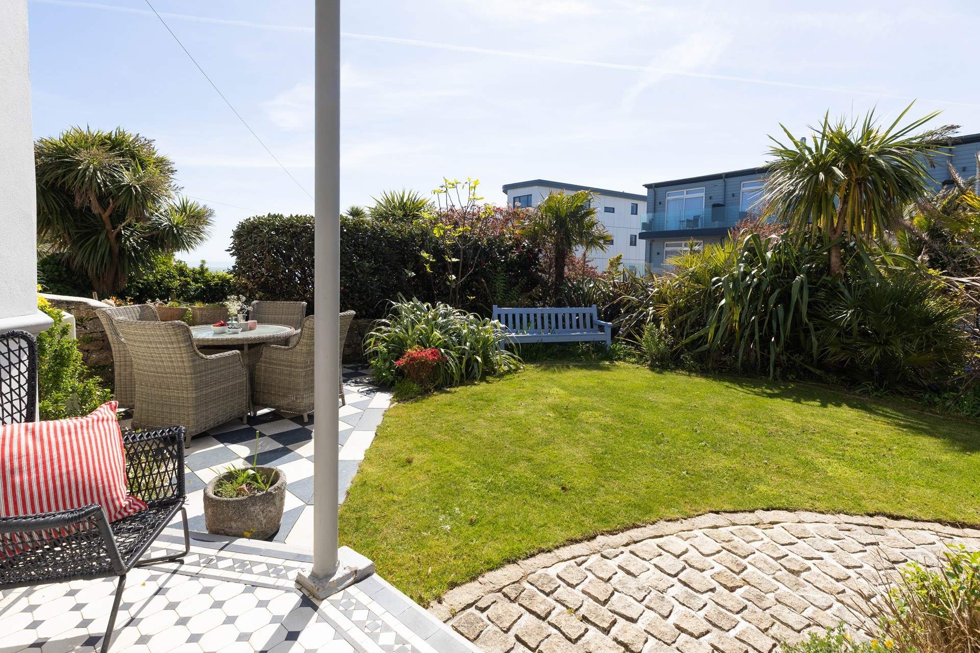 A warm welcome at The Rathgowry.