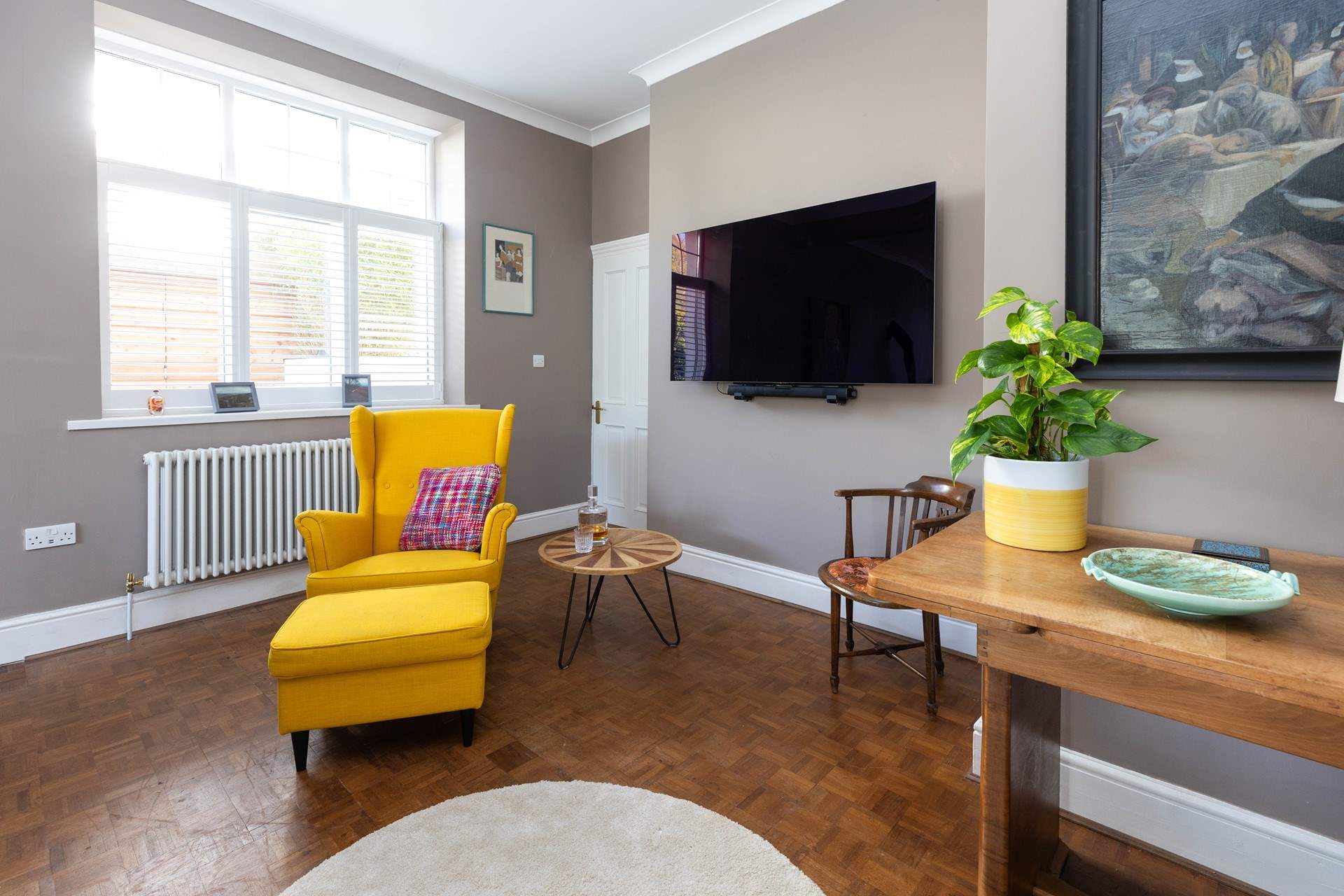 Cosy corners with a good book. 