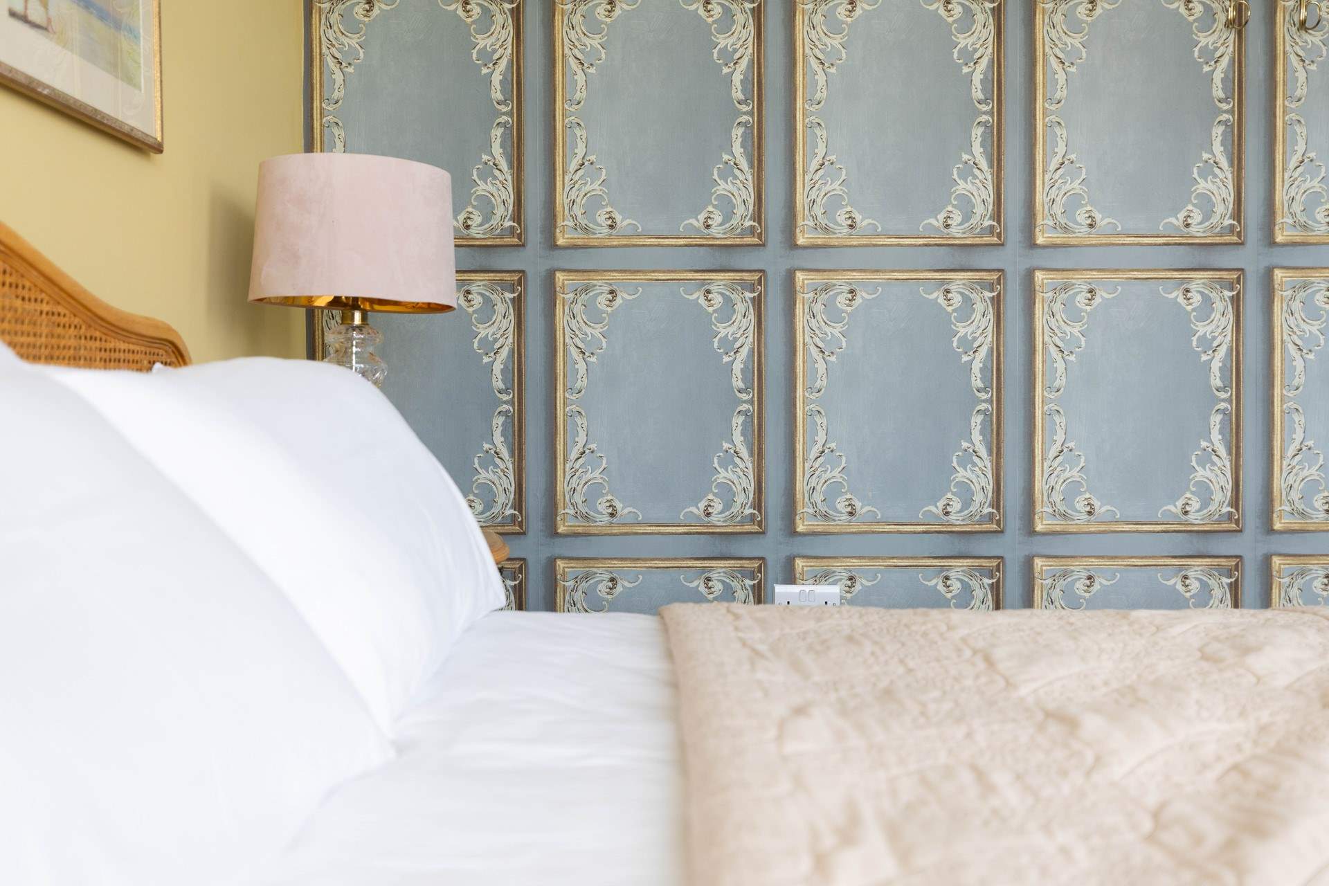 Another stunning bedroom.