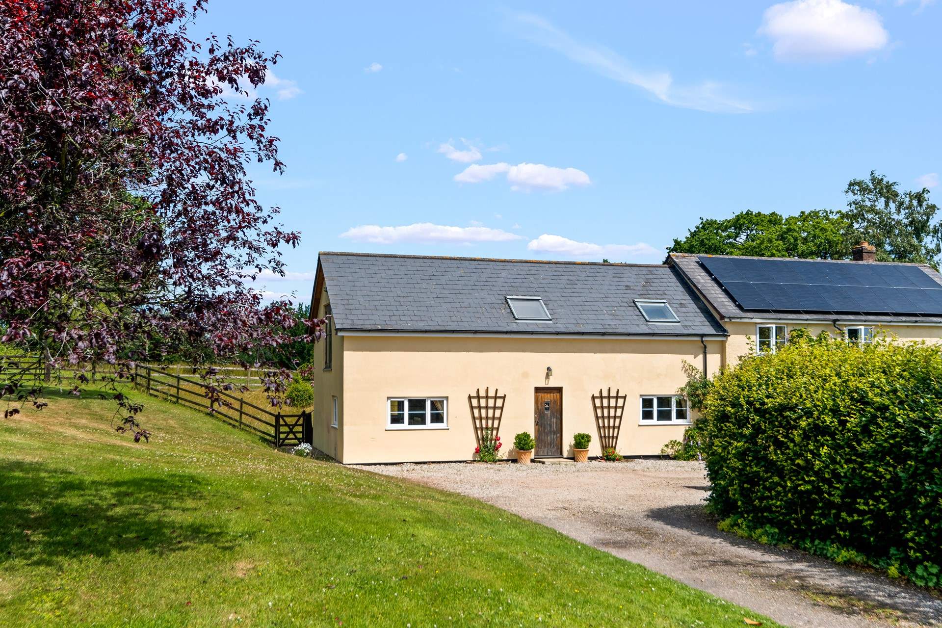 The very pretty Northleigh Barn.