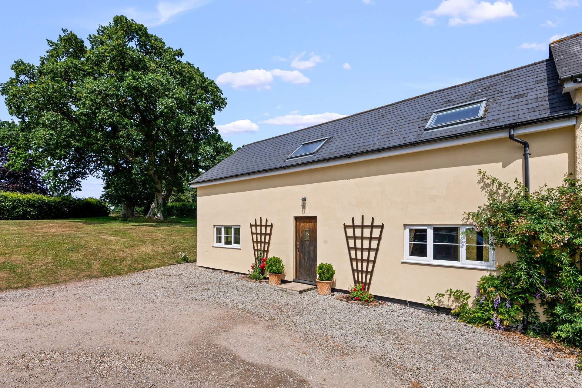 Northleigh Barn is a charming retreat set in the most beautiful countryside setting.