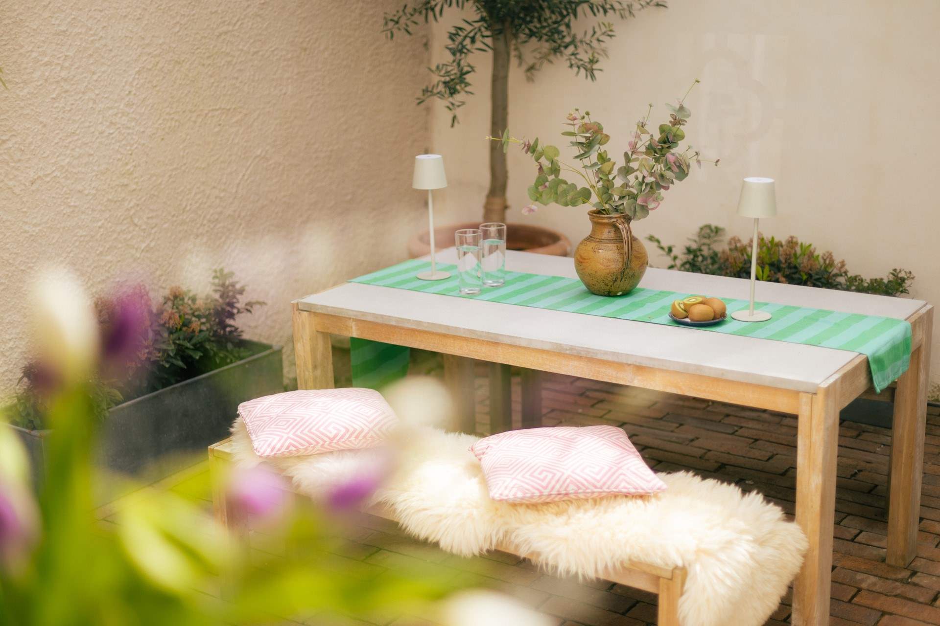 The courtyard is made for al fresco dining.