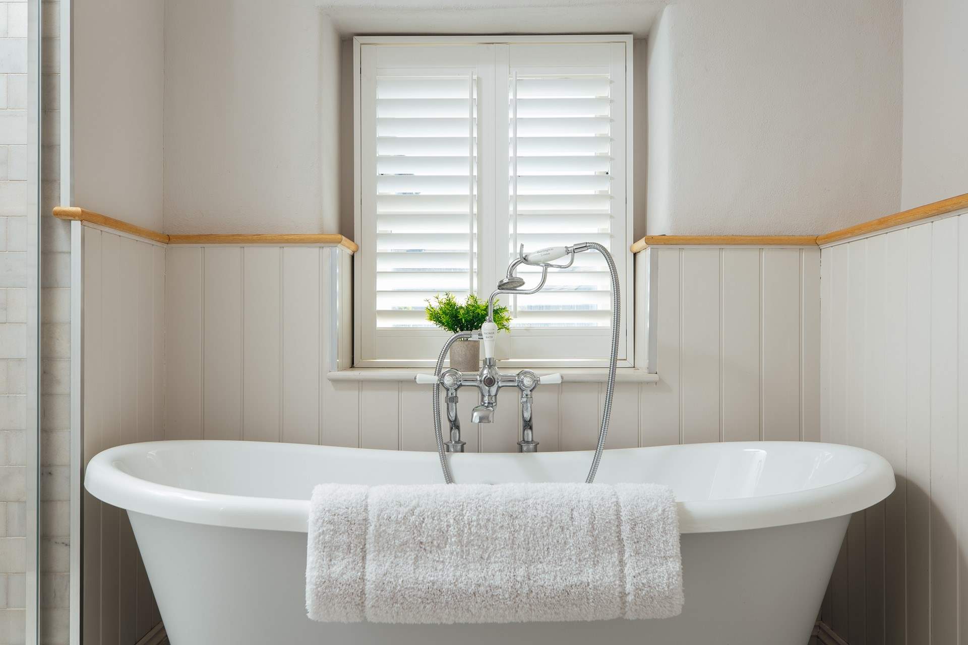 Enjoy a hot bubbly bath after a day on the beach. 