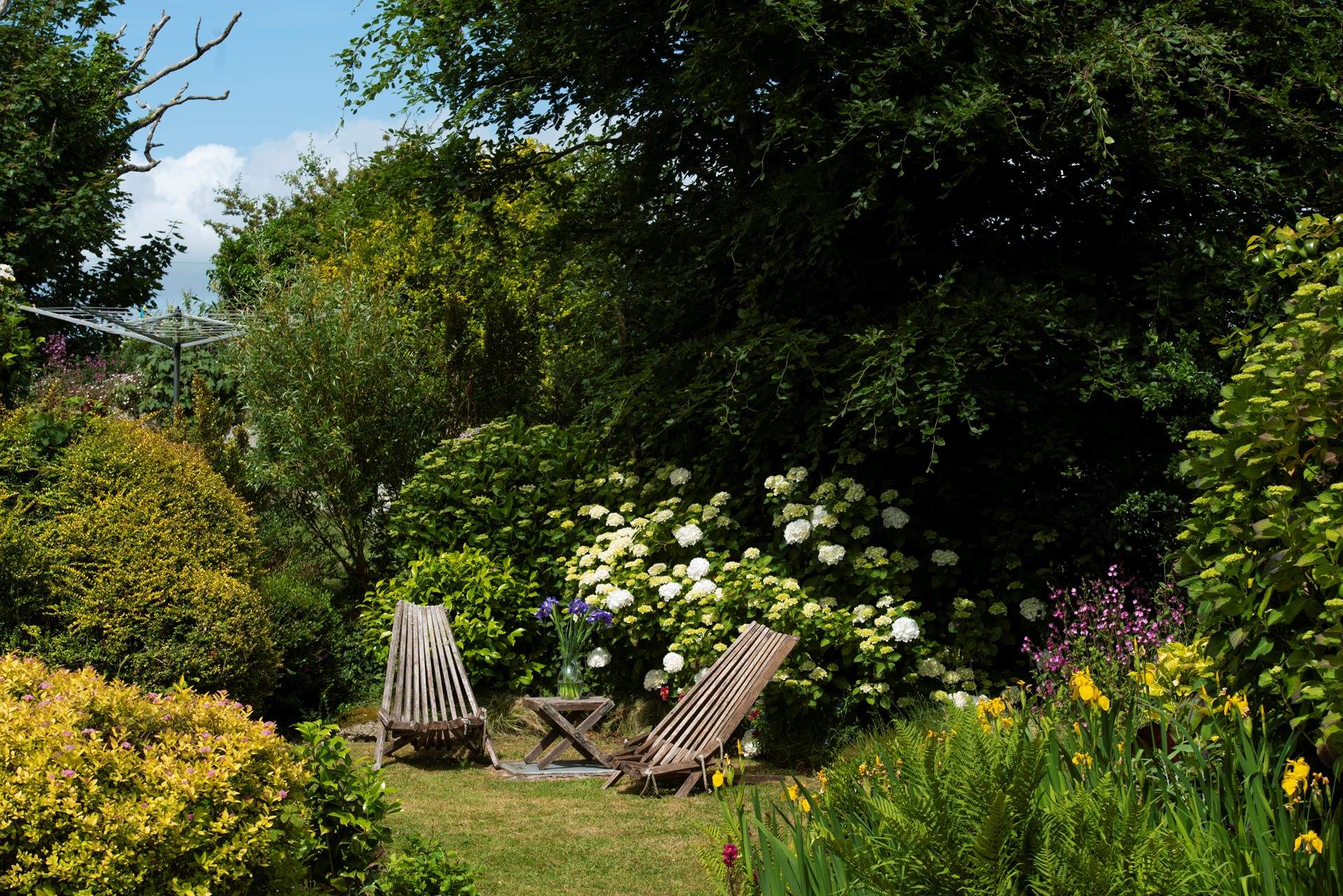 Sit back and relax in this Cornish country garden.