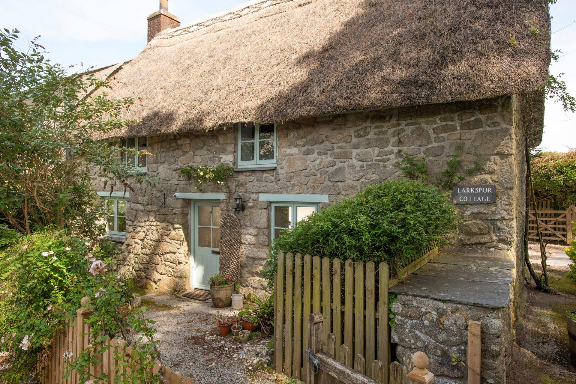 Welcome to Larkspur Cottage, a surprisingly spacious cottage bursting with character and charm with an impressive cottage garden.
