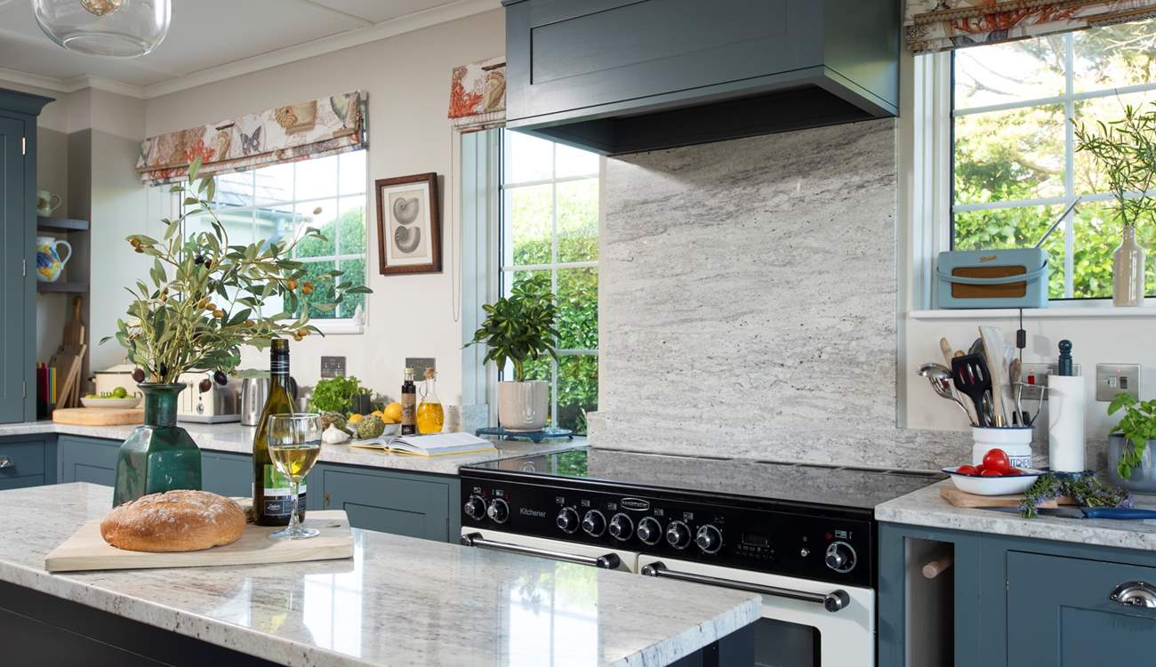 The kitchen has a Rangemaster, perfect for a large family or group of friends.