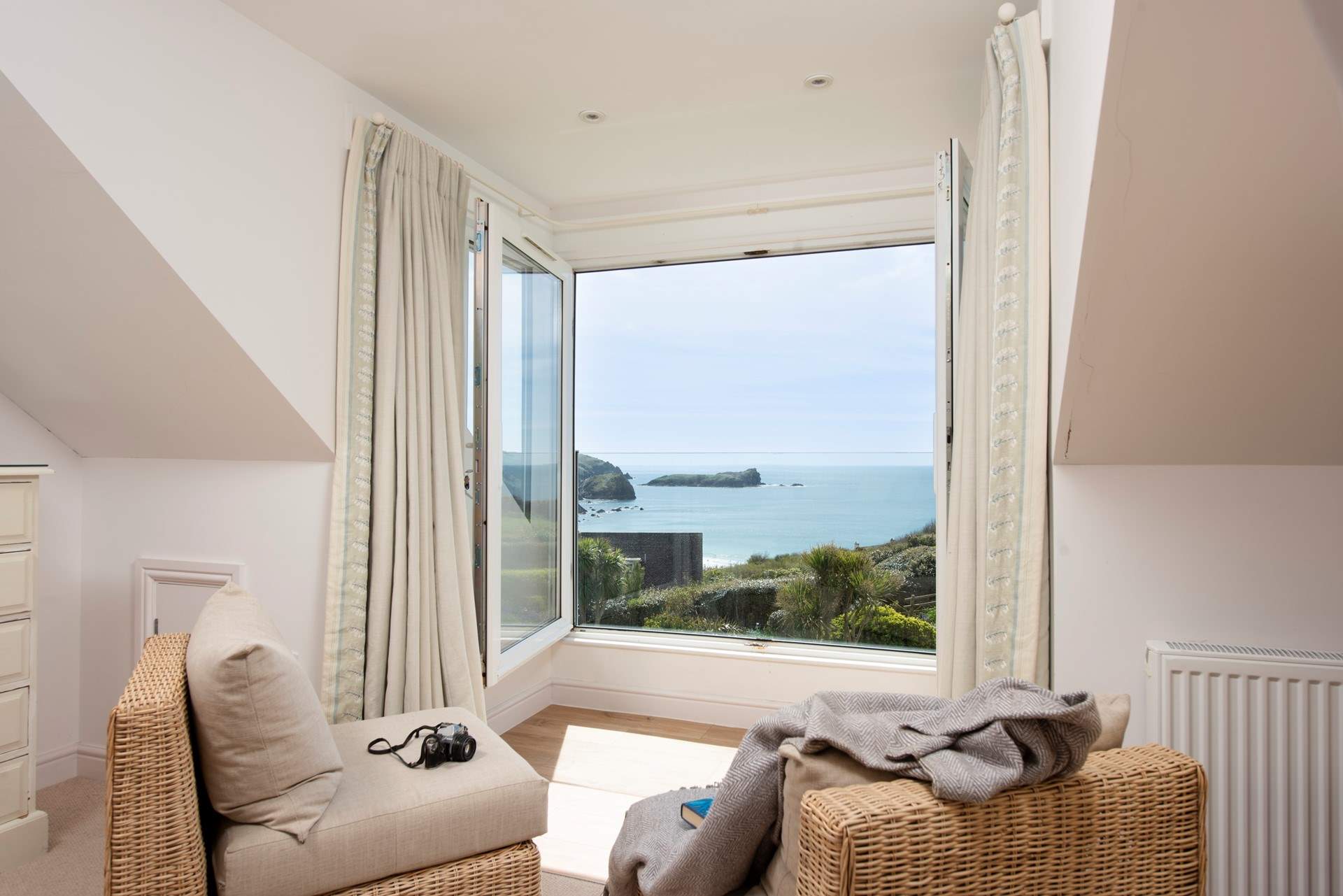 This oceanic outlook is truly captivating.