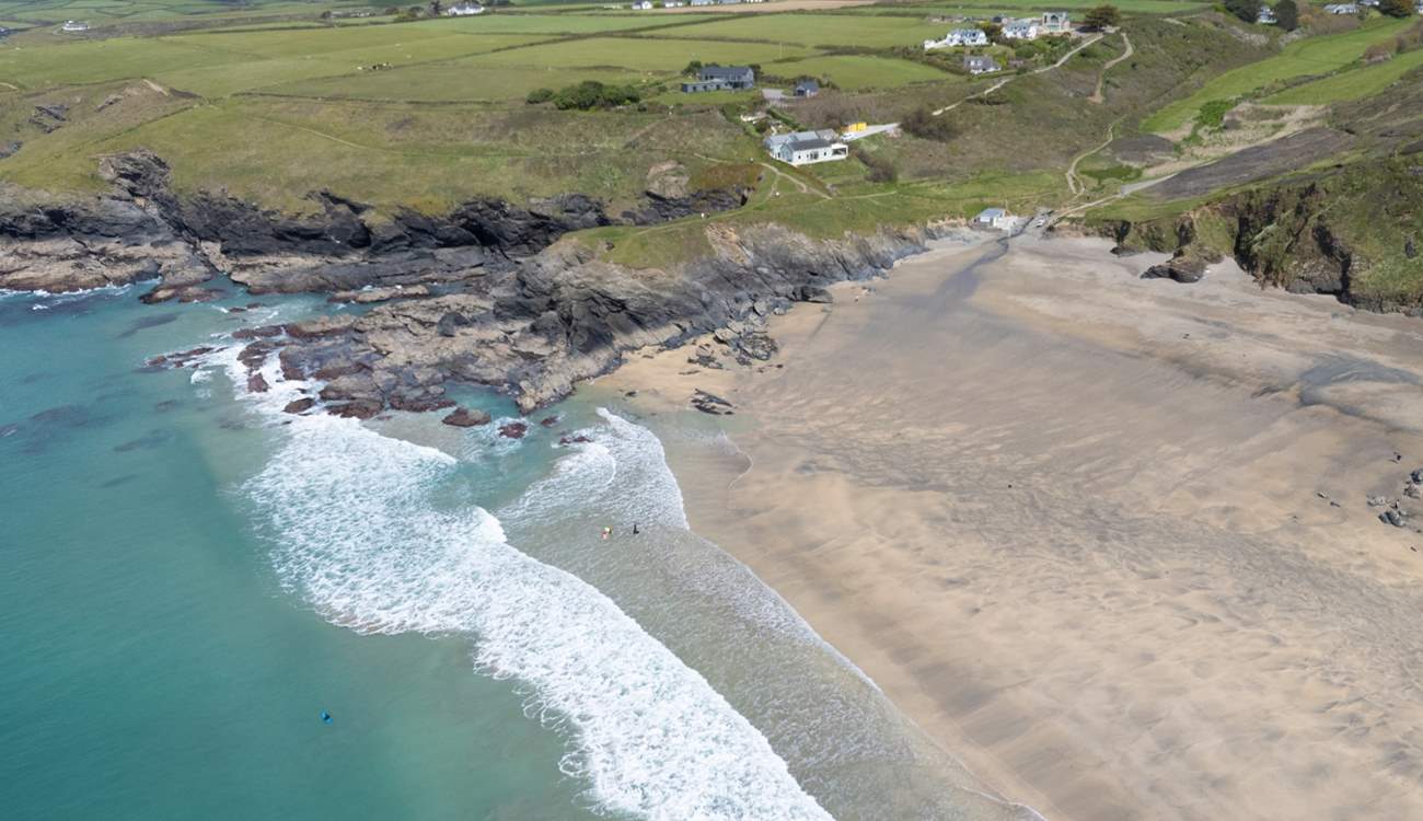 A bird's eye view of Polurrian!