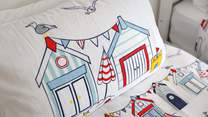 Children will love the seaside themed bedding. 
