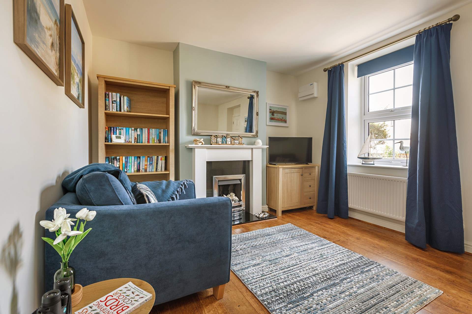 Stylish furnishings welcome you into Bee's Cottage. 