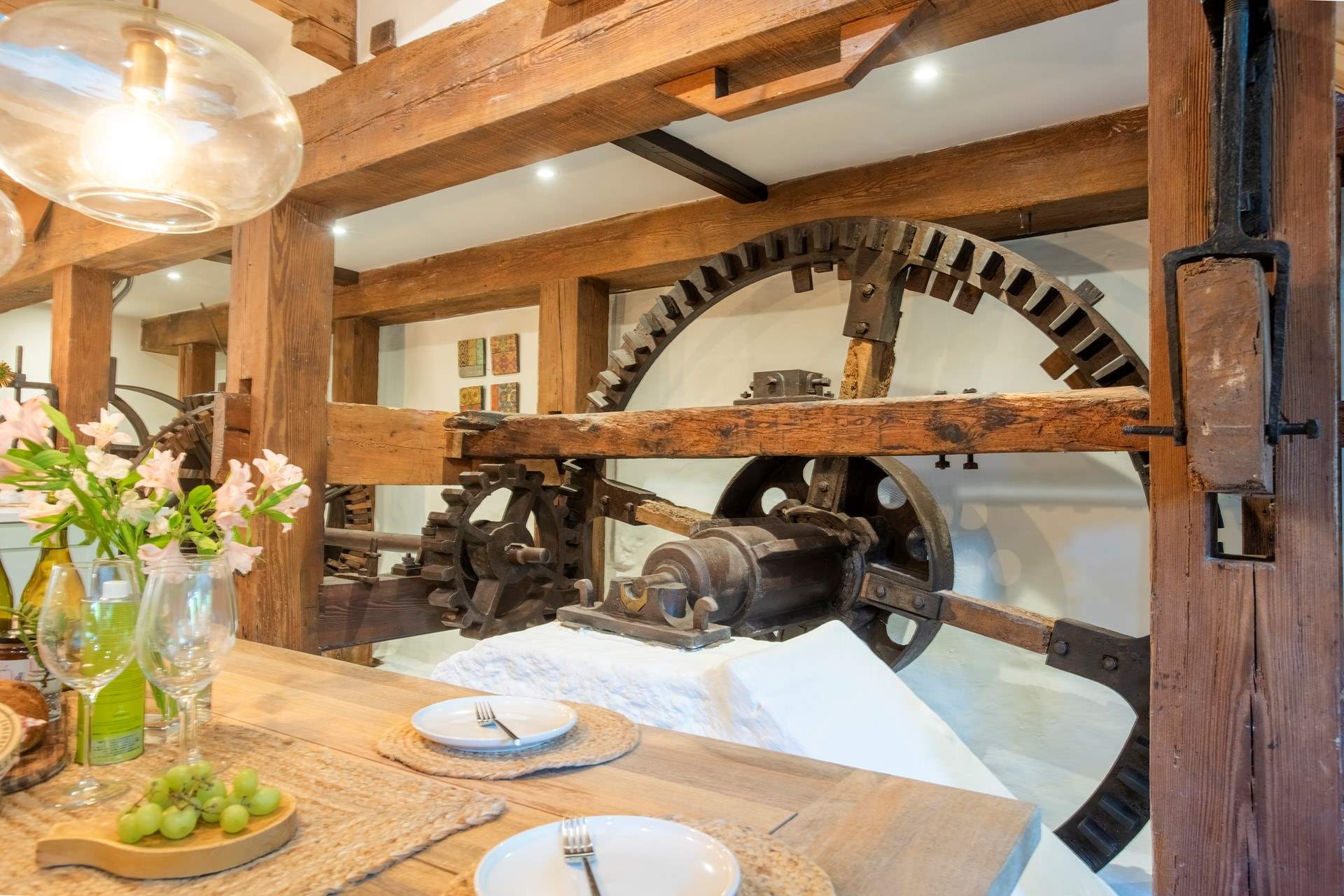 The impressive original mill wheels add a unique sense of history. Whilst these do not move, please refrain from touching this wonderful historic machinery.