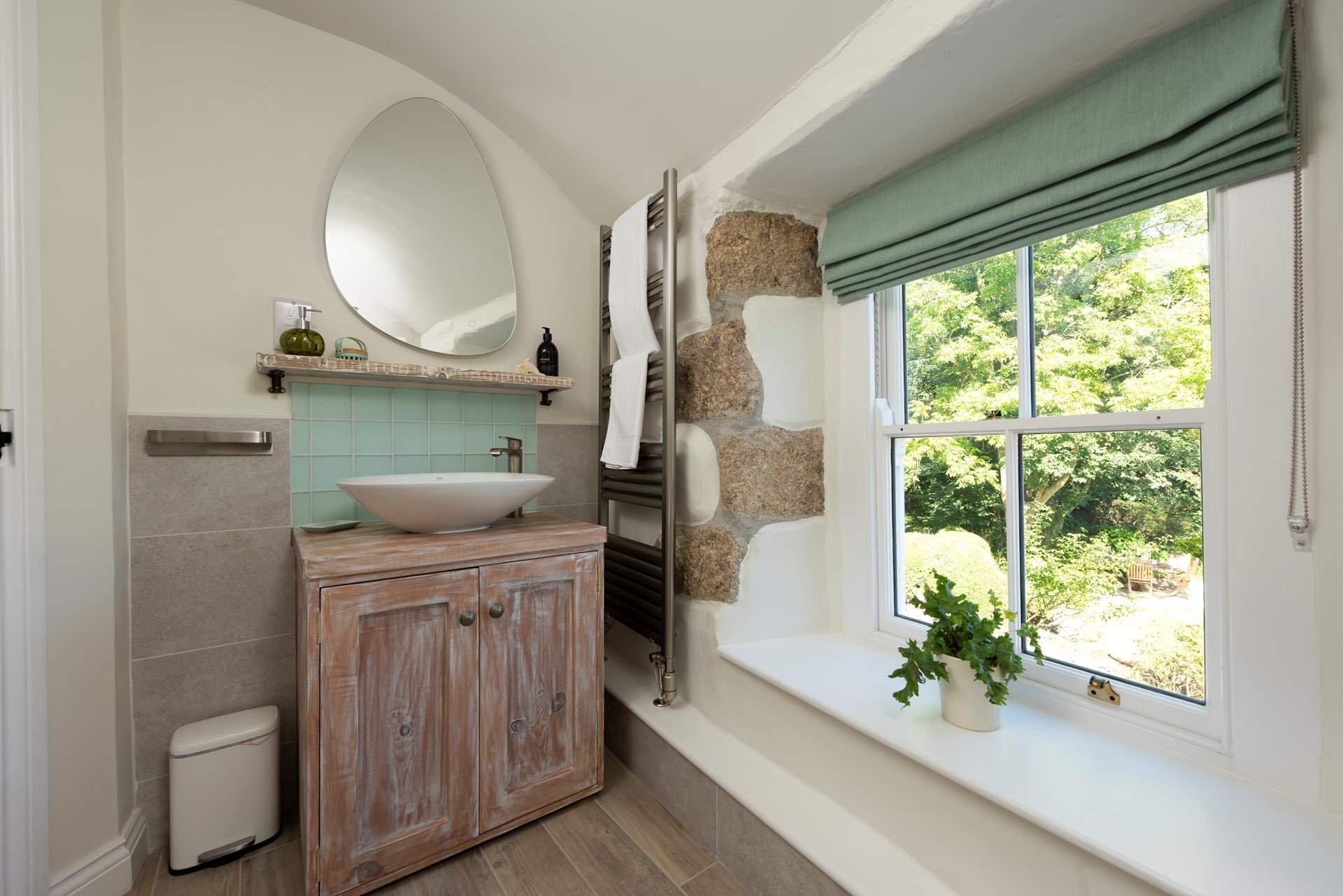 The modern family bathroom is just next door.