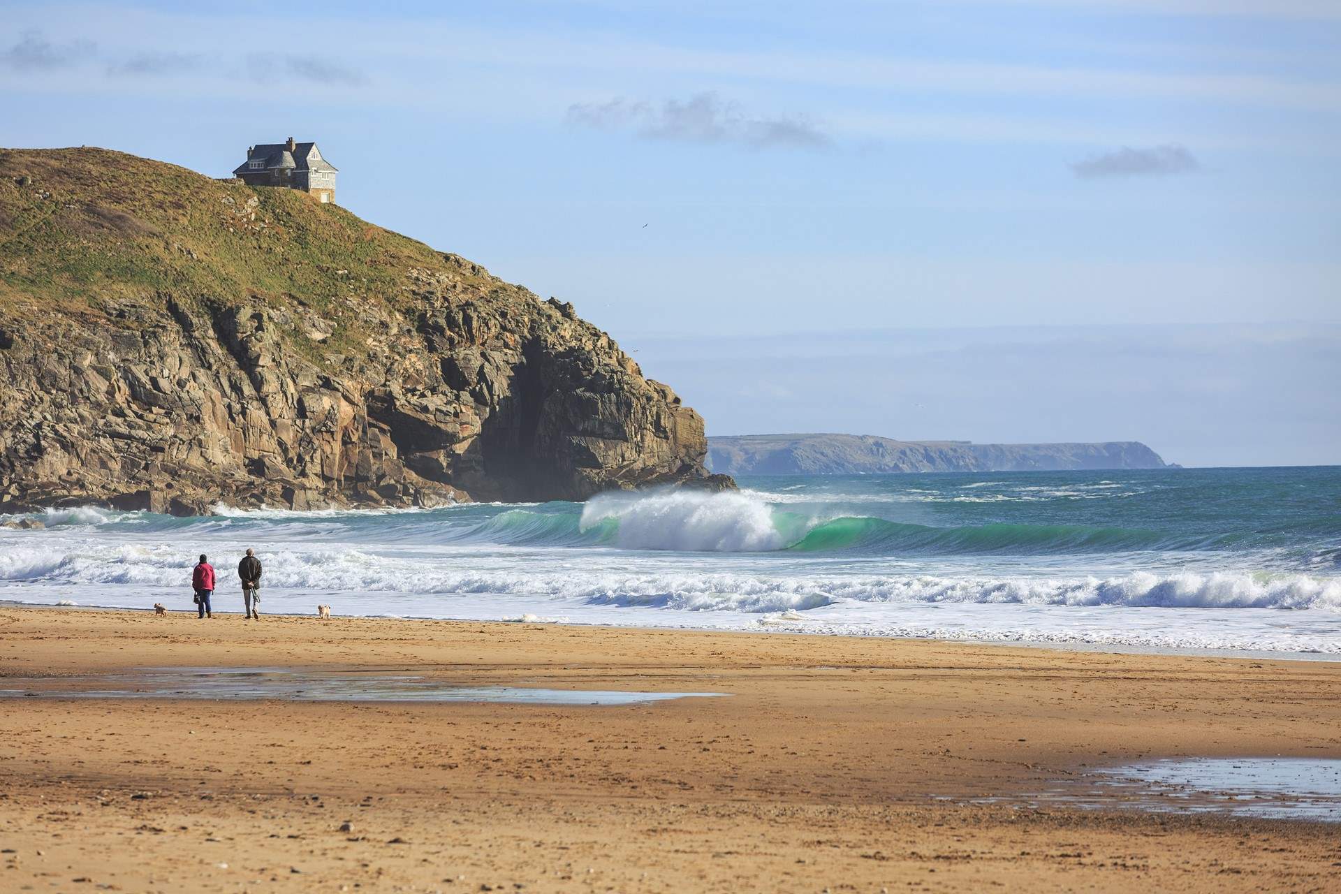The stunning long sandy beach at nearby Praa Sands.