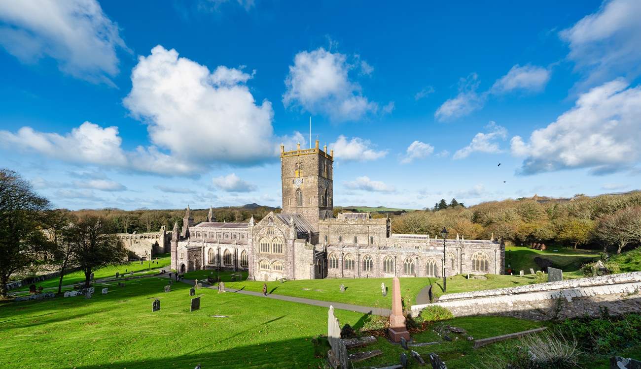 Visit magnificent St David's Cathedral. Look out for musical events held throughout the year. Try a light lunch in The Refectory (cafe) there and some delicious Mamgu Welsh cakes. 