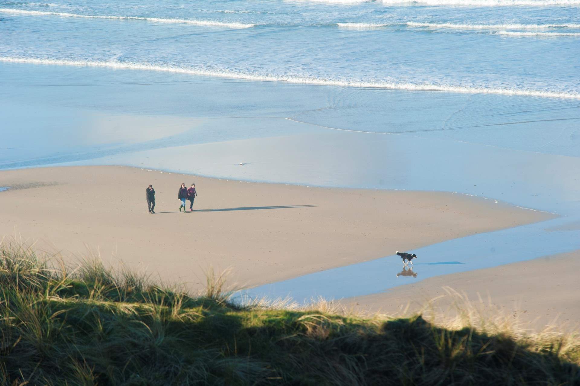 The stunning golden sands of Hayle Towans stretch for three miles and are just a ten minute drive from the farmhouse.