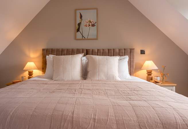 Bedroom 6, another versatile 'zip and link'.
