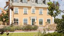 A magnificent Cornish farmhouse, this home is a memorable place for unforgettable stays.