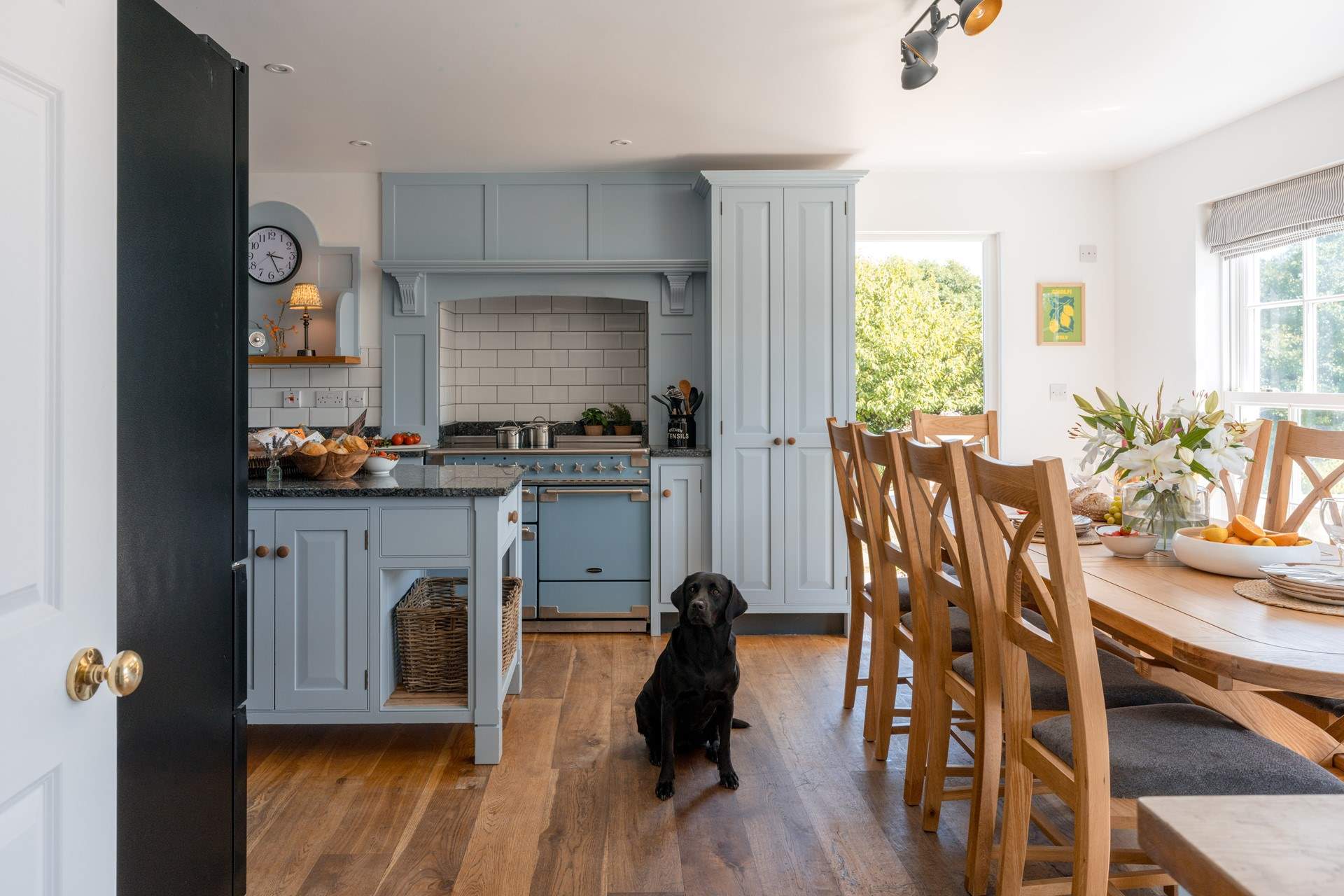 Leisurely breakfasts or celebratory dinners, this spacious area brings everyone together.