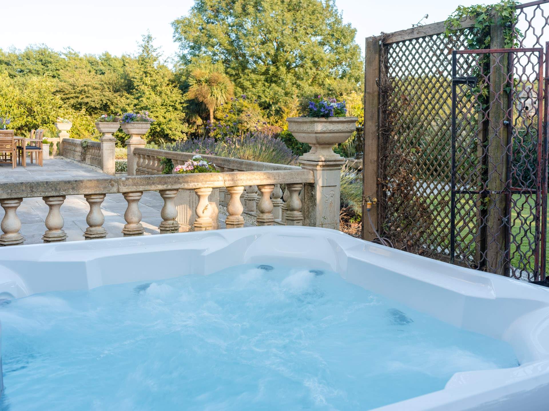 A private hot tub in this idyllic part of the Cornish countryside.